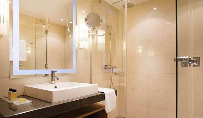 SUN GARDENS -TWO  BEDROOM RESIDENCE SEA VIEW DRESSING ROOM